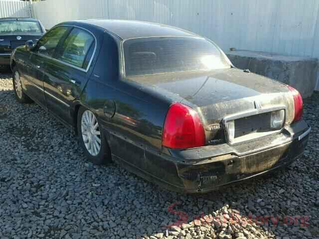 5YFBURHEXGP418762 2005 LINCOLN TOWNCAR