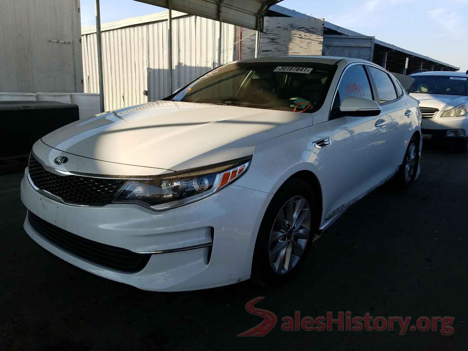 5XXGT4L38HG166375 2017 KIA OPTIMA