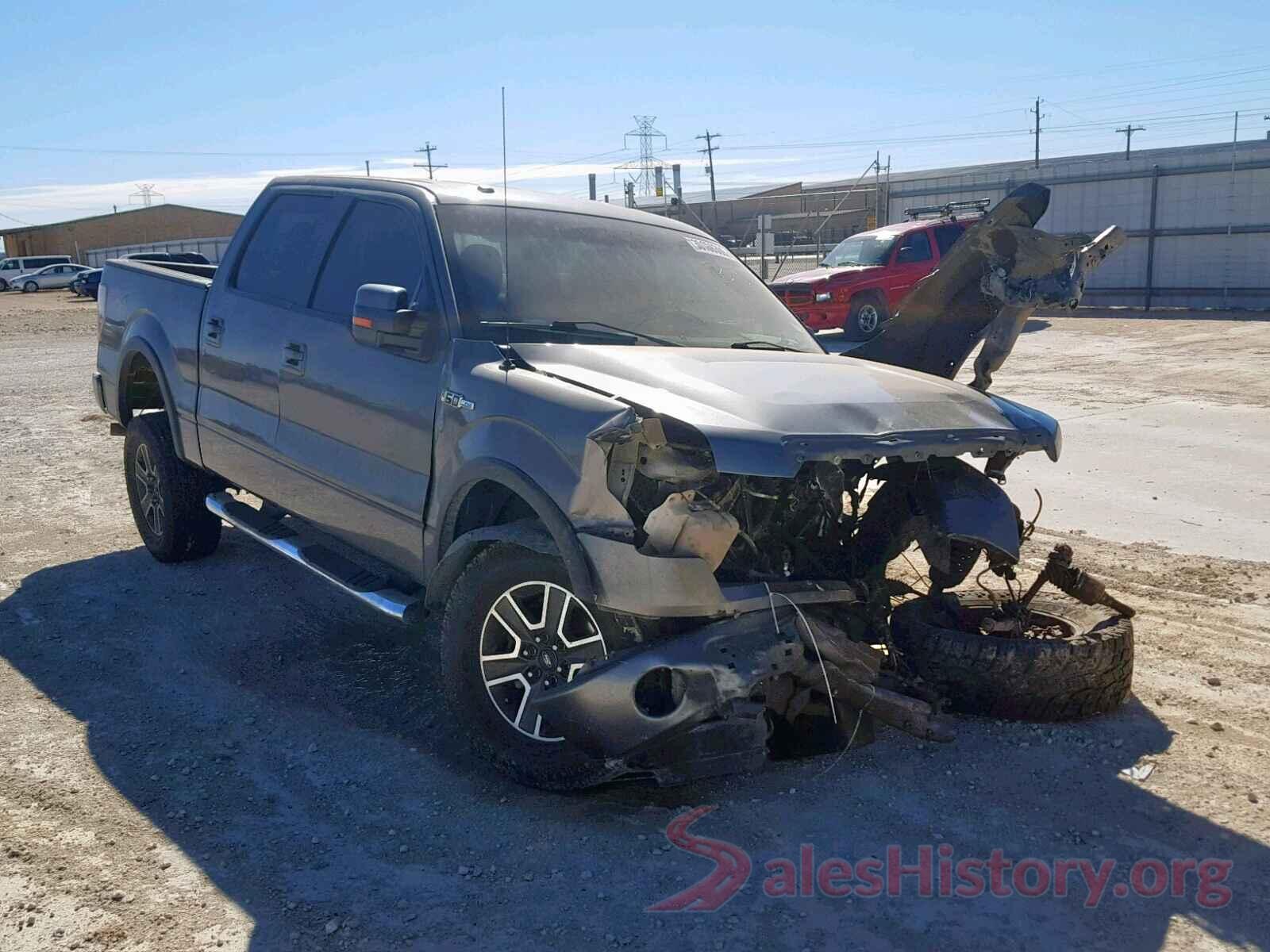 3N1CP5BVXLL564098 2012 FORD F150 SUPER