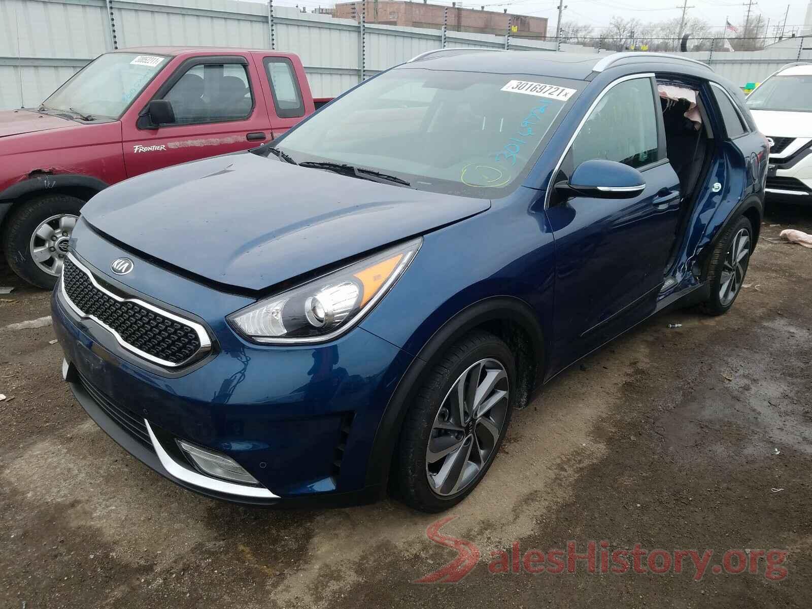 KNDCE3LCXH5076488 2017 KIA NIRO