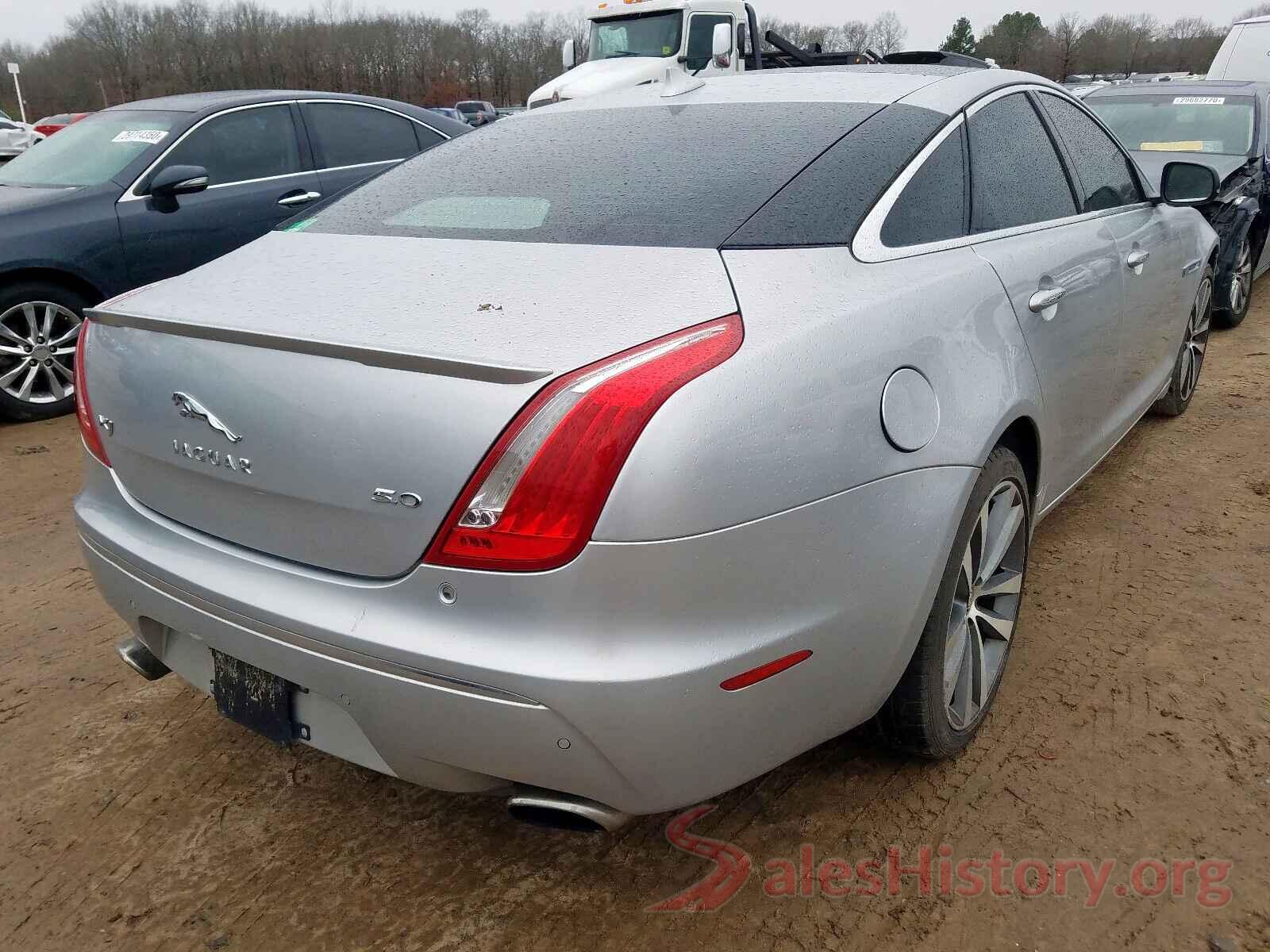 JM3KFBCM7M1305763 2013 JAGUAR XJ