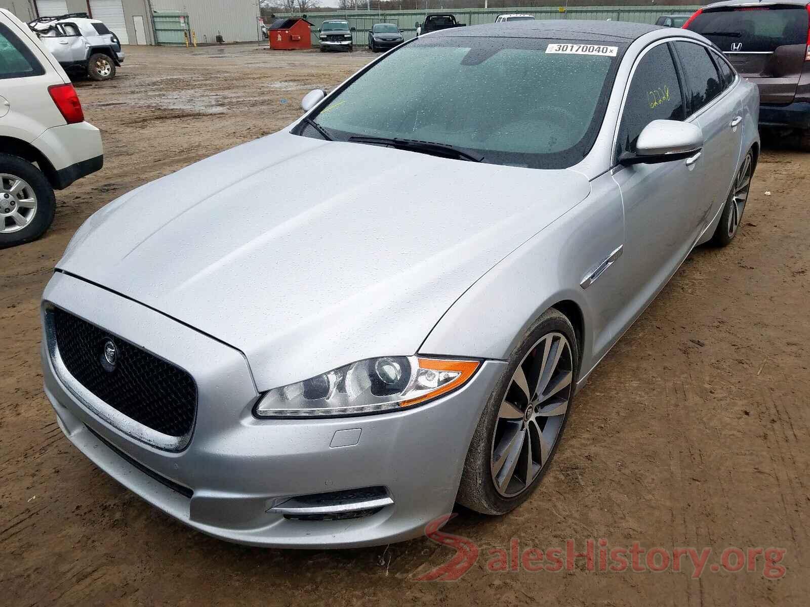 JM3KFBCM7M1305763 2013 JAGUAR XJ