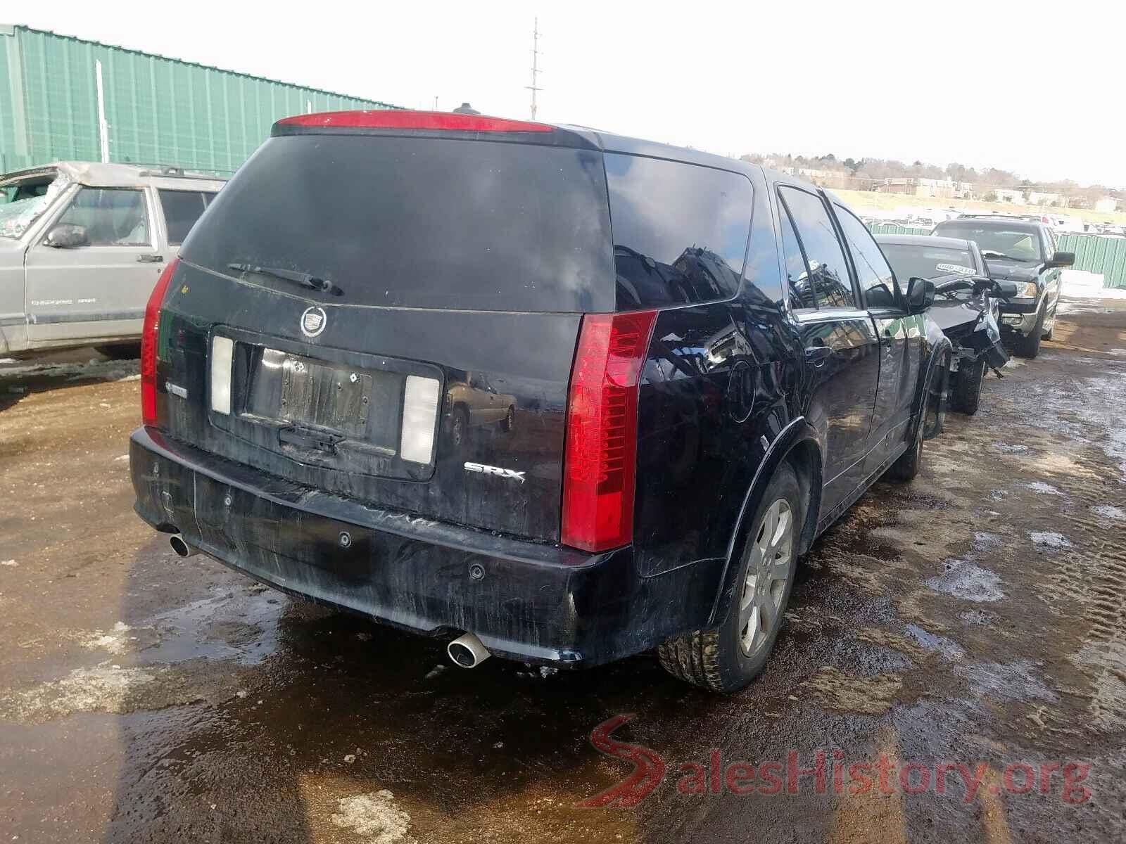 5NPD84LF2LH574012 2004 CADILLAC SRX