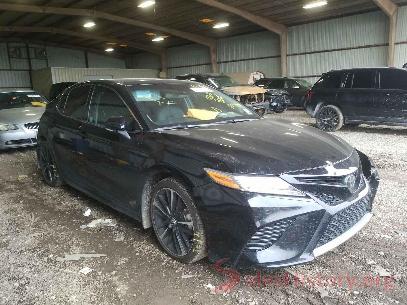 4T1BZ1HK7JU015689 2018 TOYOTA CAMRY