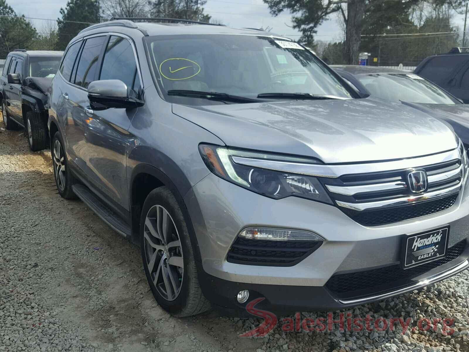 3N1AB7AP7HY398735 2017 HONDA PILOT