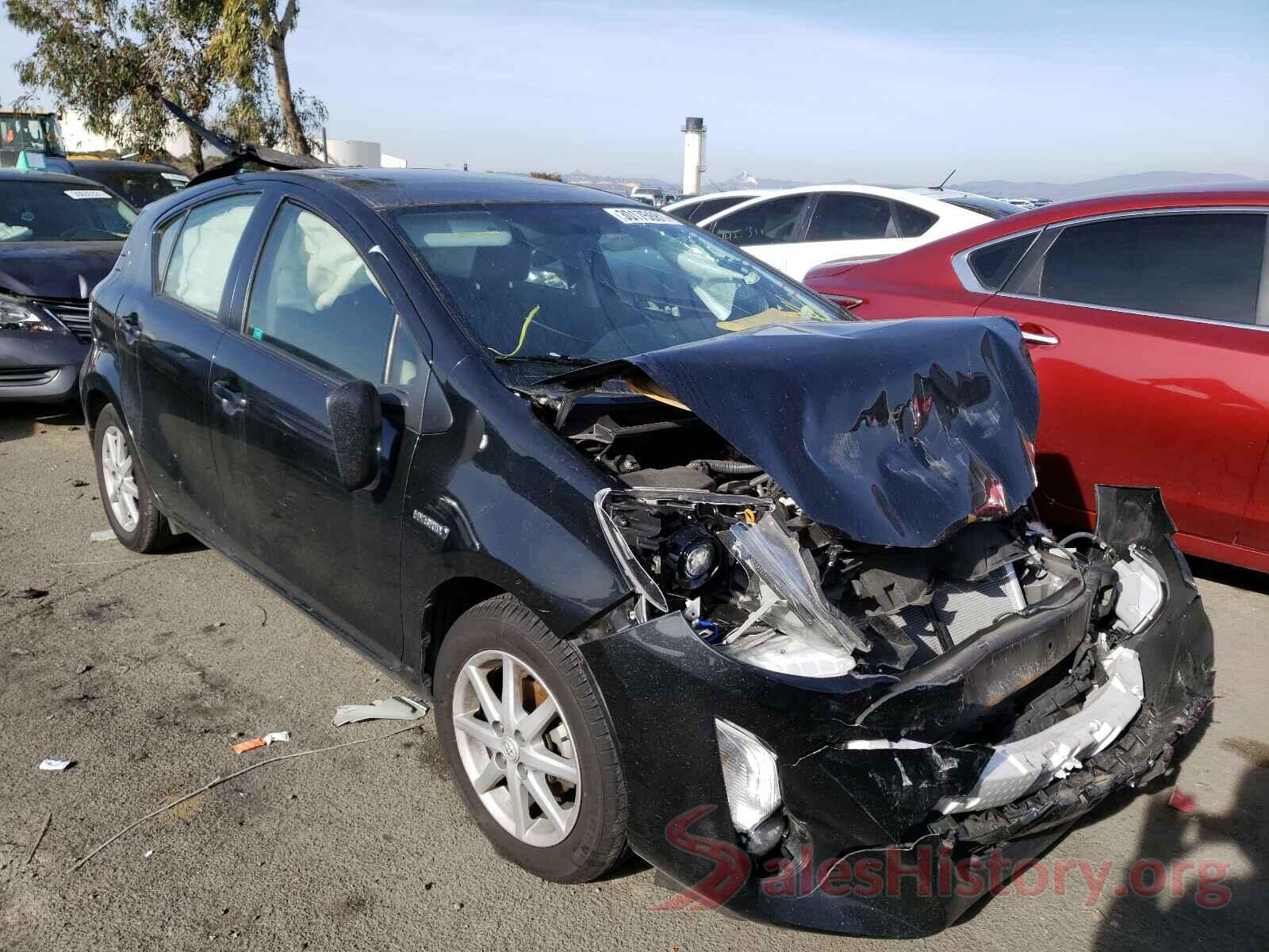 JTDKDTB36G1138989 2016 TOYOTA PRIUS