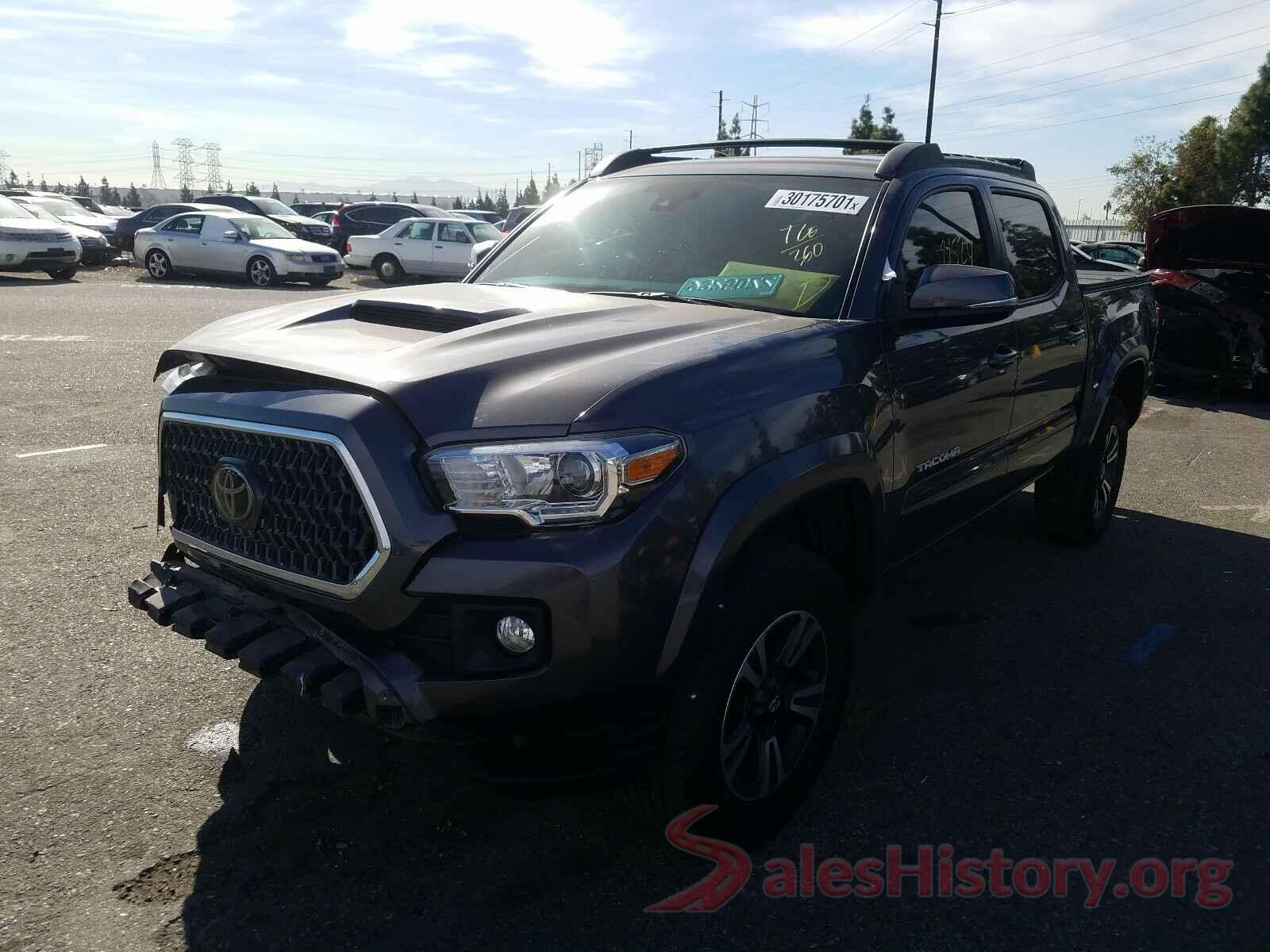 000WFREV2HD104074 2018 TOYOTA TACOMA