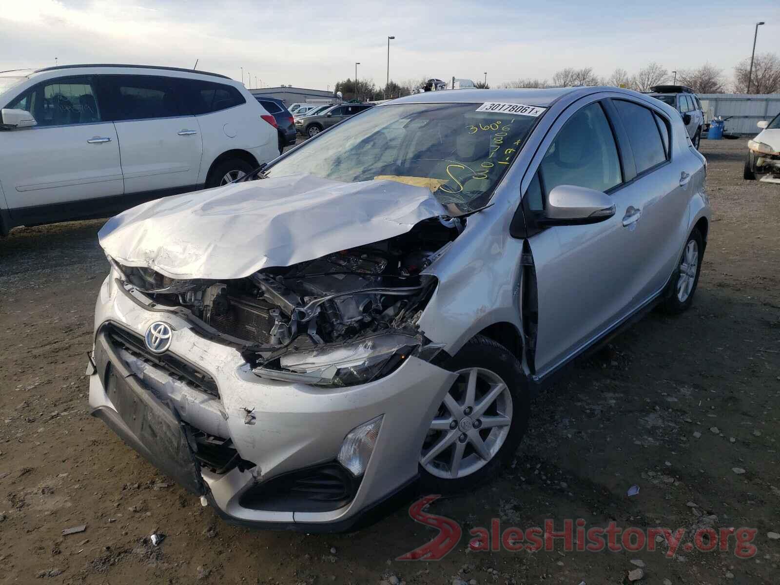 JTDKDTB37H1593688 2017 TOYOTA PRIUS