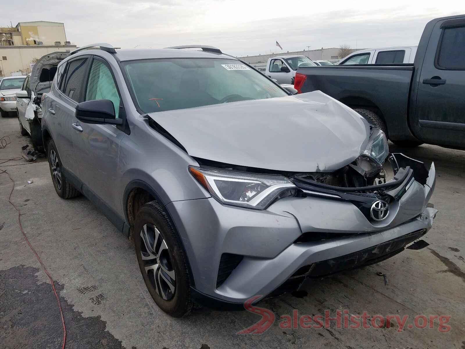 2T3RFREV2JW805896 2016 TOYOTA RAV4