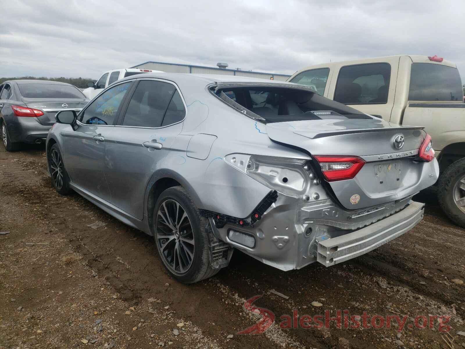 4T1B11HK7JU636146 2018 TOYOTA CAMRY