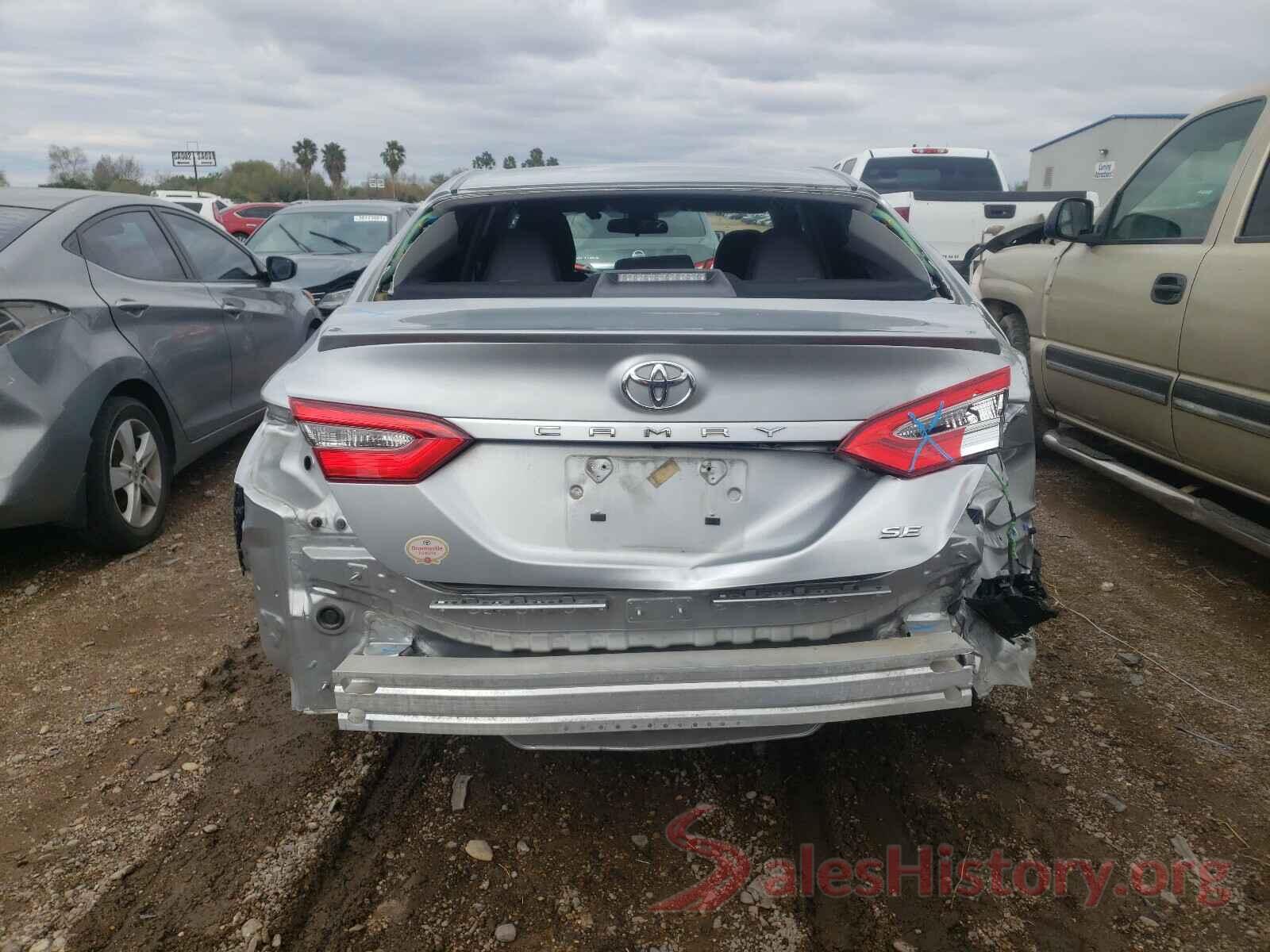 4T1B11HK7JU636146 2018 TOYOTA CAMRY