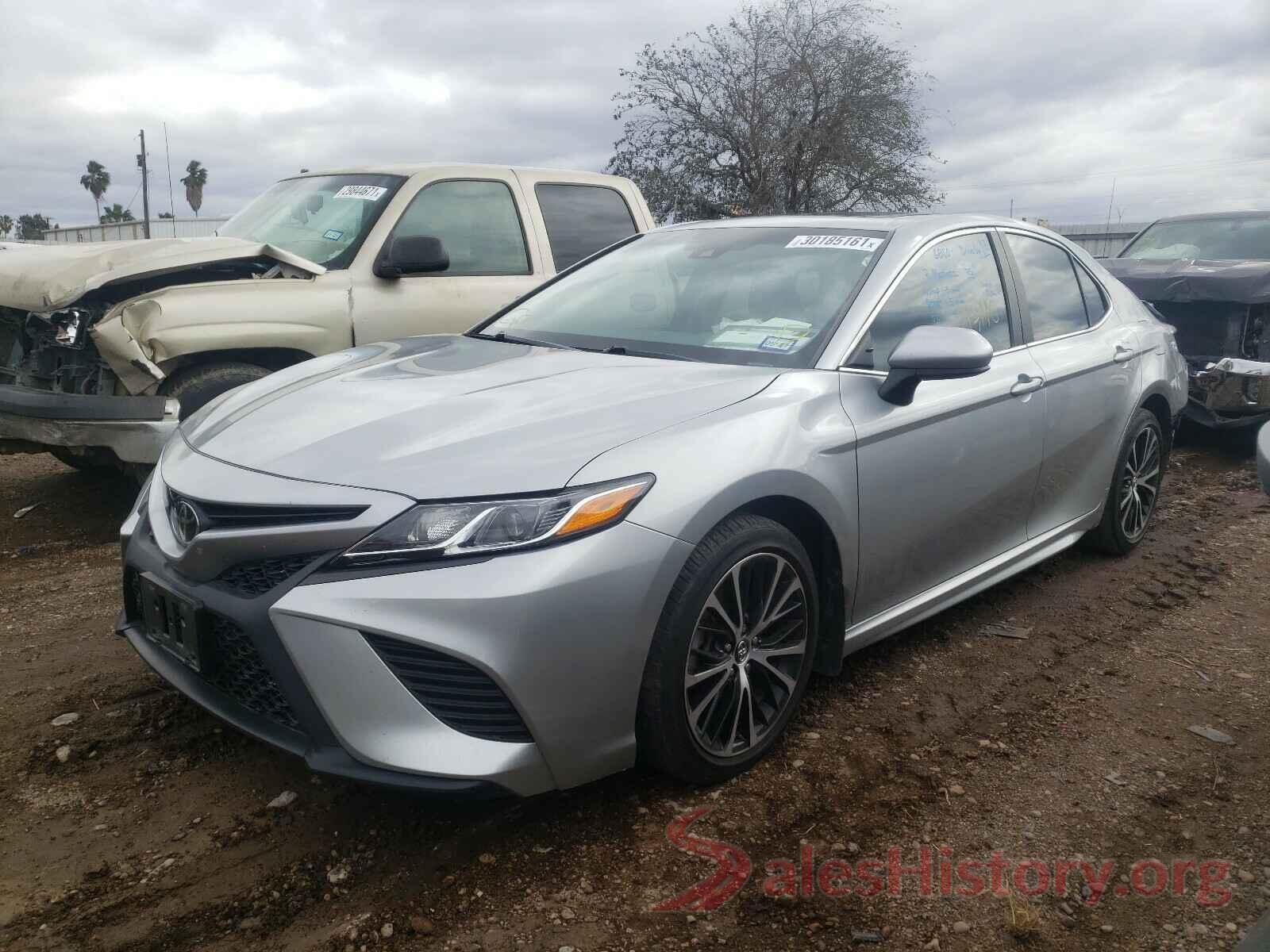 4T1B11HK7JU636146 2018 TOYOTA CAMRY