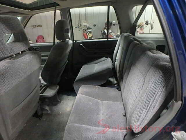 5XXGT4L34LG388159 1998 HONDA CRV