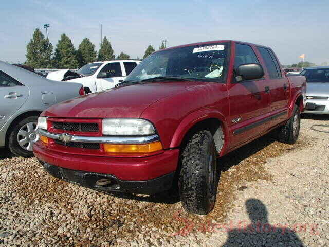 1N4BL4BV2KC220022 2004 CHEVROLET S10