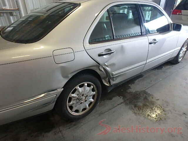 4T1B21HK1KU010669 1998 MERCEDES-BENZ E320