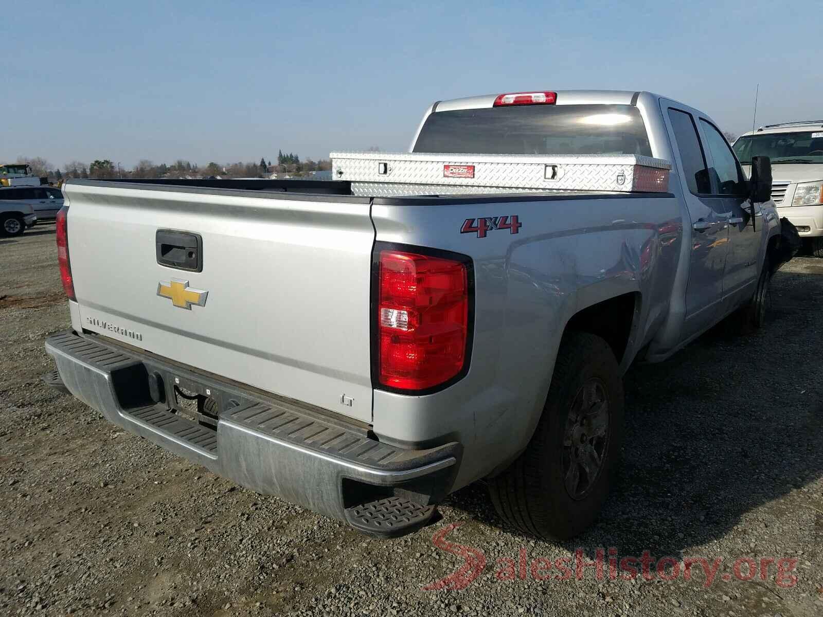 1GCVKREH3JZ360864 2018 CHEVROLET SILVERADO