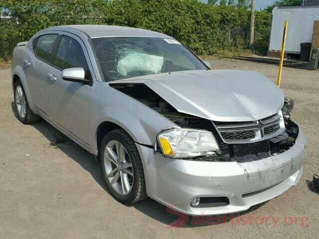 19XFC2F53GE038761 2011 DODGE AVENGER