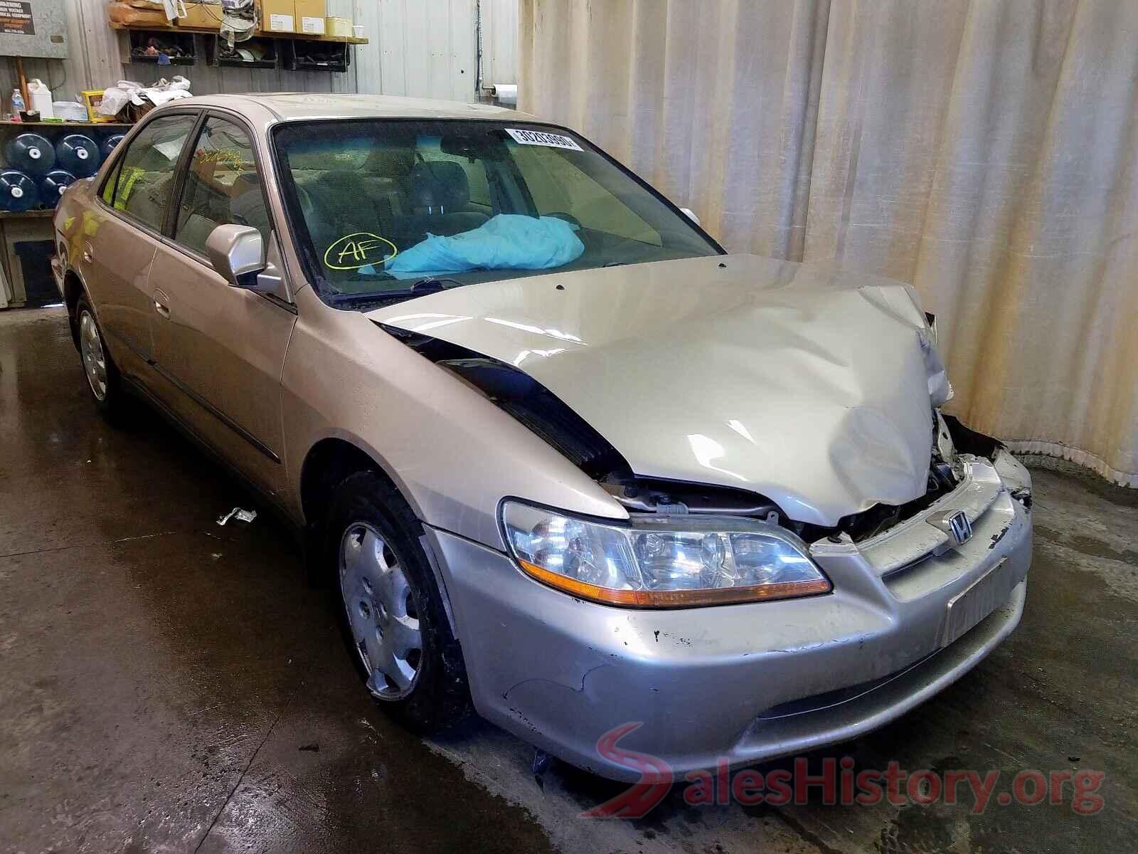 1HGCV1F37JA077791 2000 HONDA ACCORD