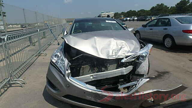 SALCP2RX6JH728146 2013 HYUNDAI AZERA