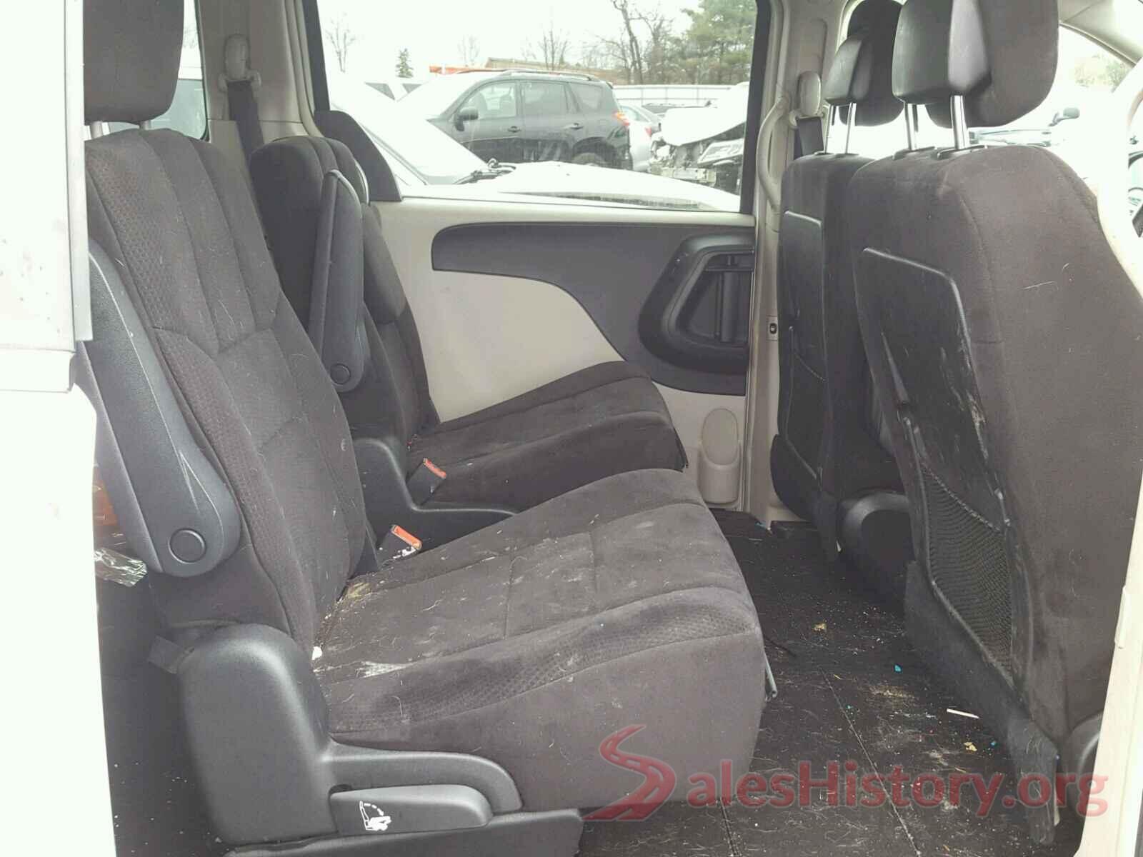 3FADP4EJXJM133181 2011 CHRYSLER MINIVAN