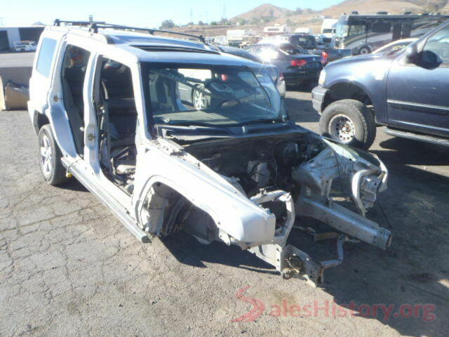 5XYPG4A3XHG274046 2006 JEEP COMMANDER