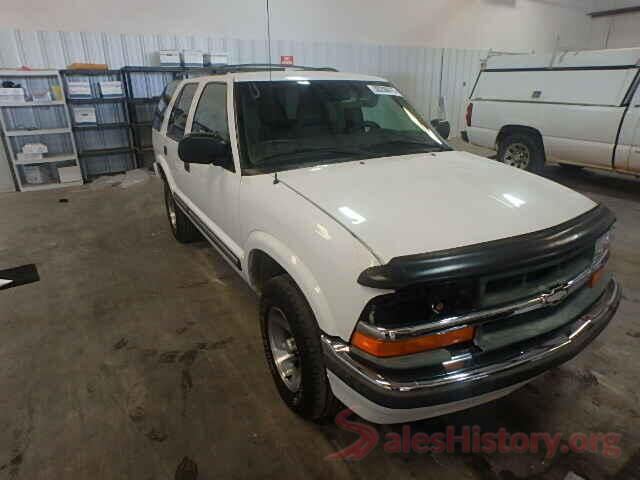 1GCVKREC6JZ219484 2001 CHEVROLET BLAZER