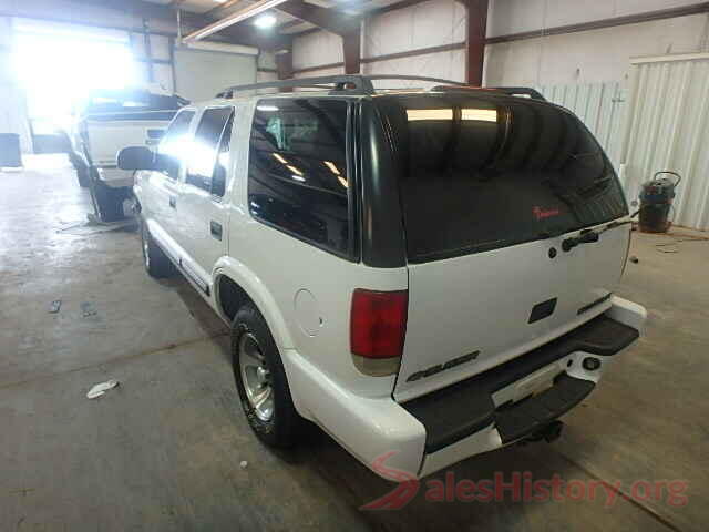 1GCVKREC6JZ219484 2001 CHEVROLET BLAZER