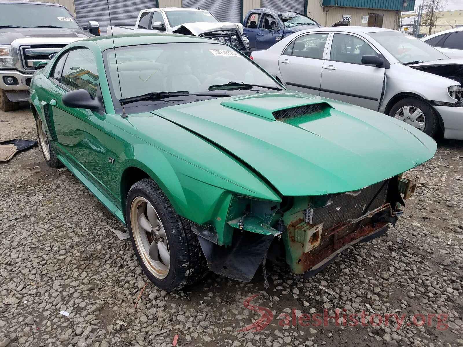 3N1AB7AP4JY323481 2001 FORD MUSTANG