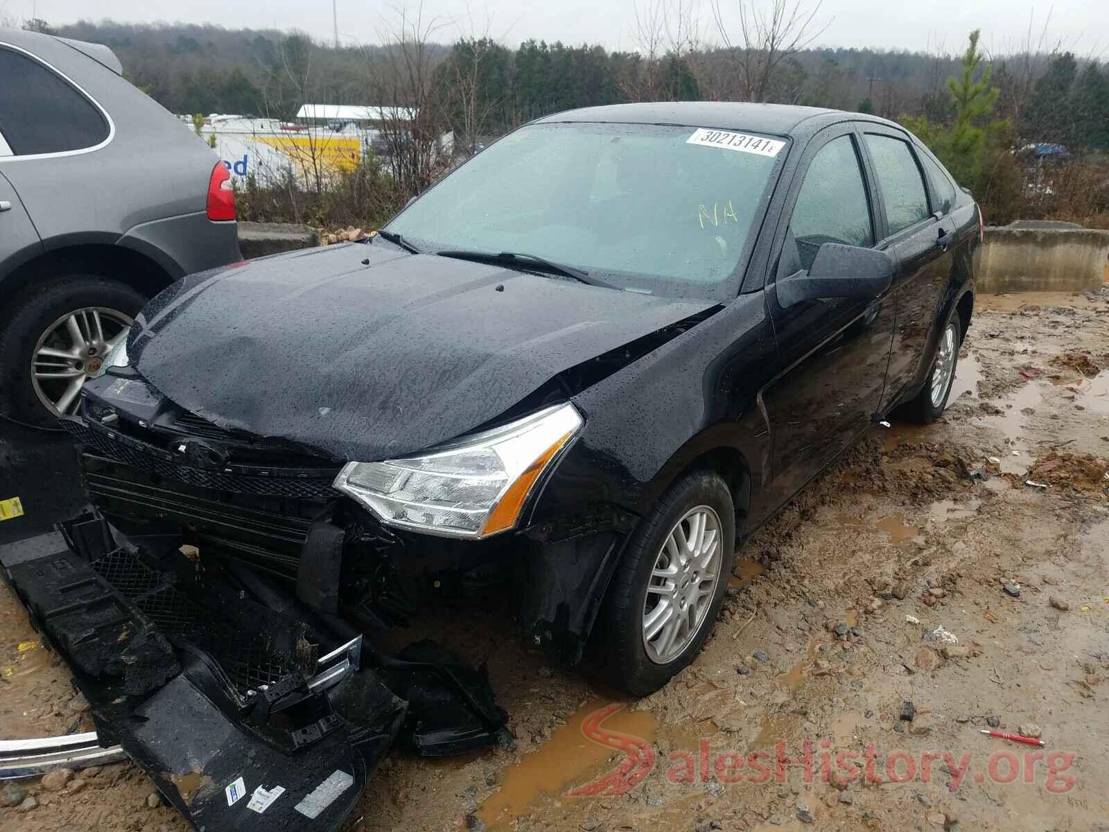 1N4BL4EV8KC257457 2010 FORD FOCUS