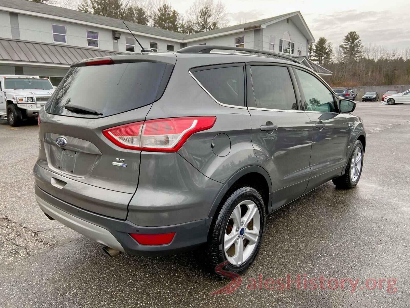 5TDLZRAH6MS047919 2014 FORD ESCAPE SE