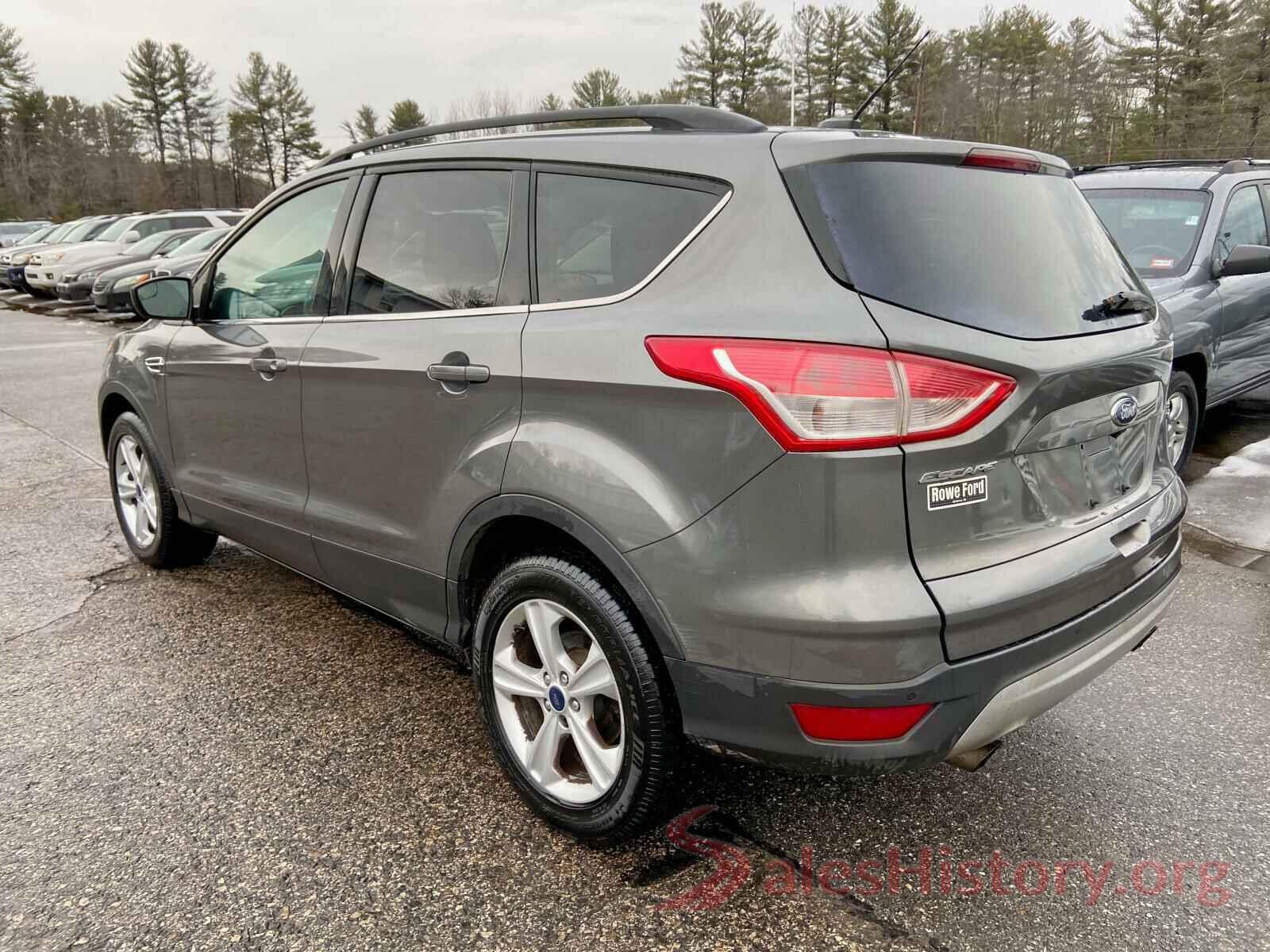 5TDLZRAH6MS047919 2014 FORD ESCAPE SE