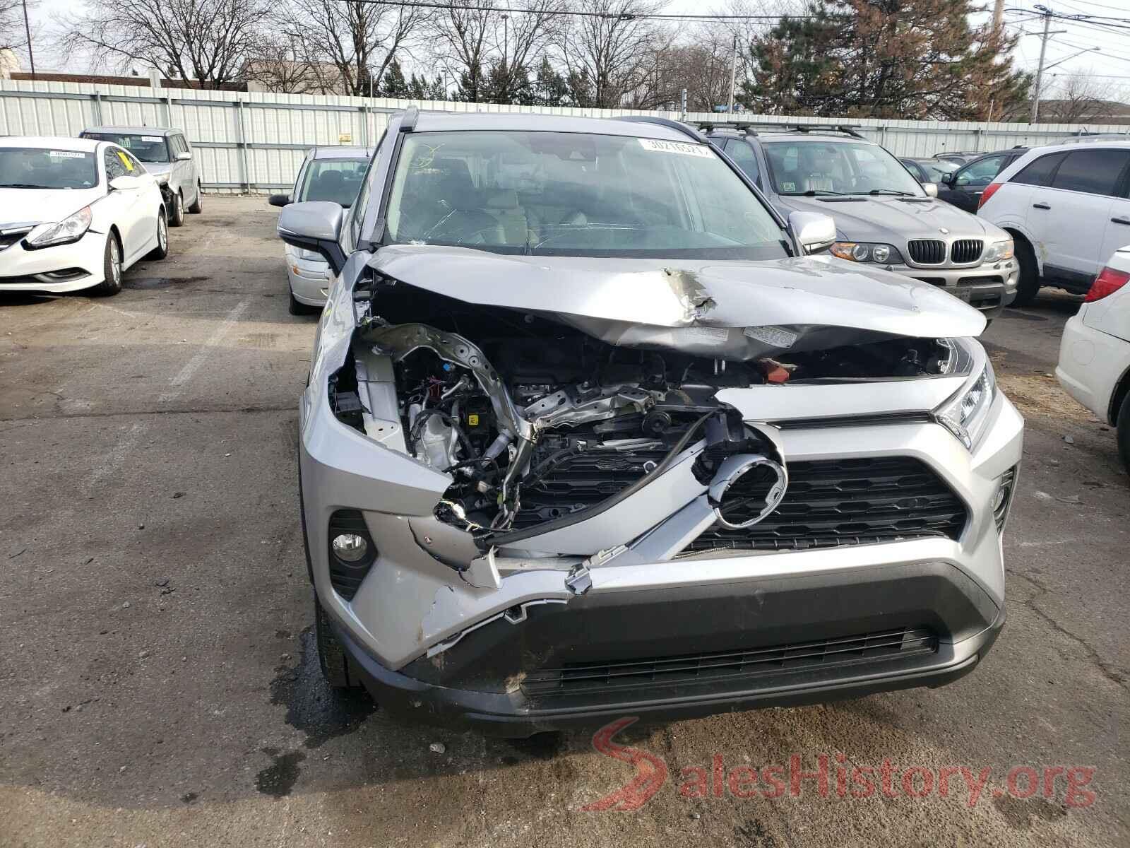 2T3A1RFV9KW076856 2019 TOYOTA RAV4