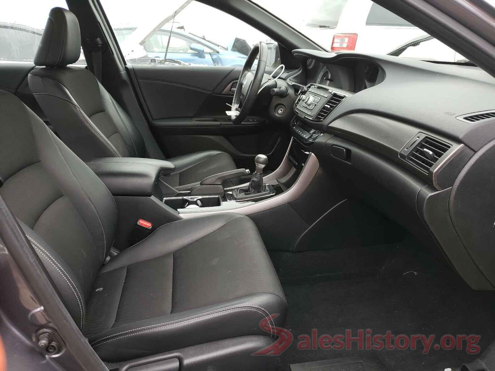 1HGCR2E54HA276045 2017 HONDA ACCORD