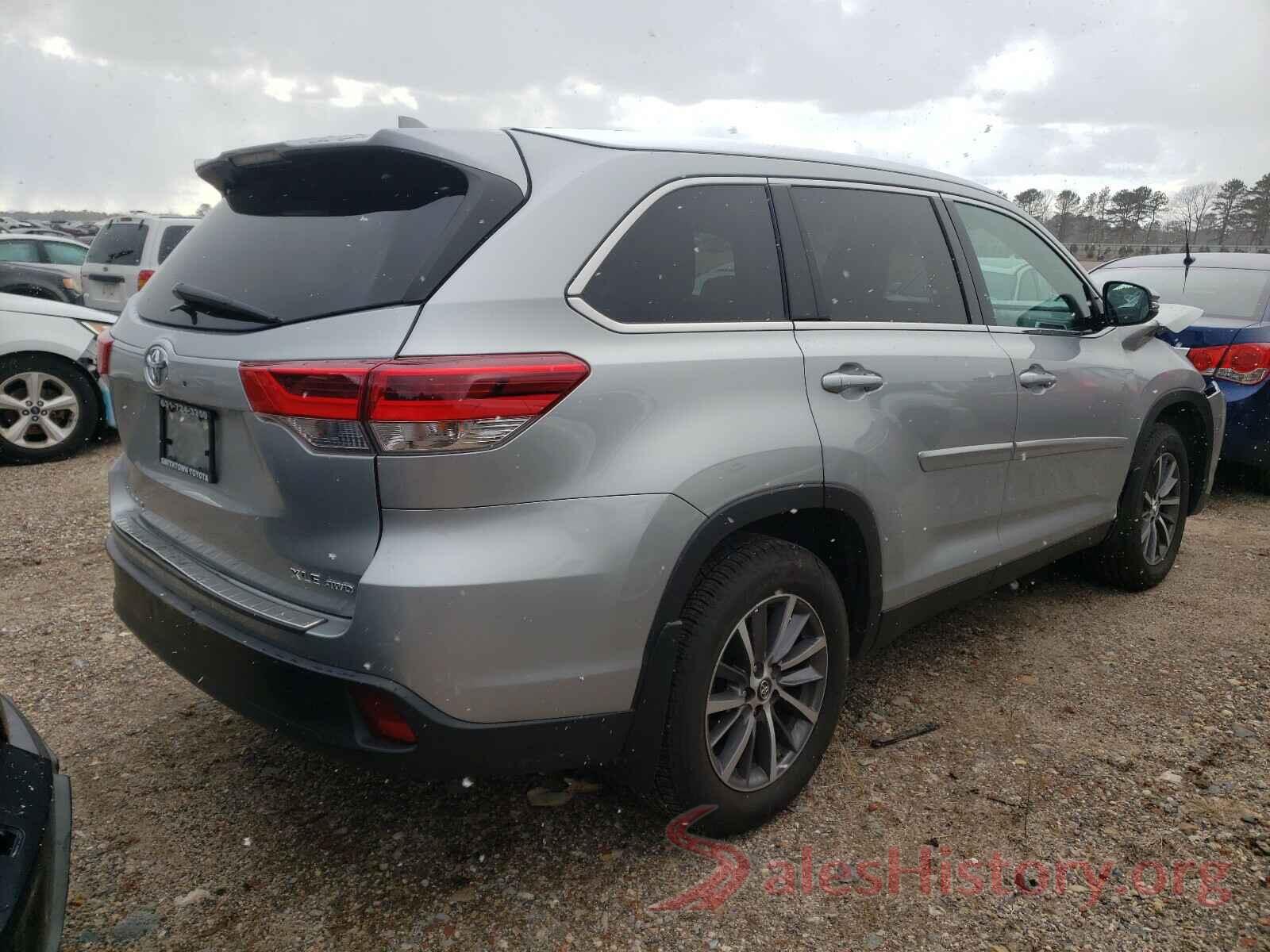 5TDJZRFH8KS586300 2019 TOYOTA HIGHLANDER