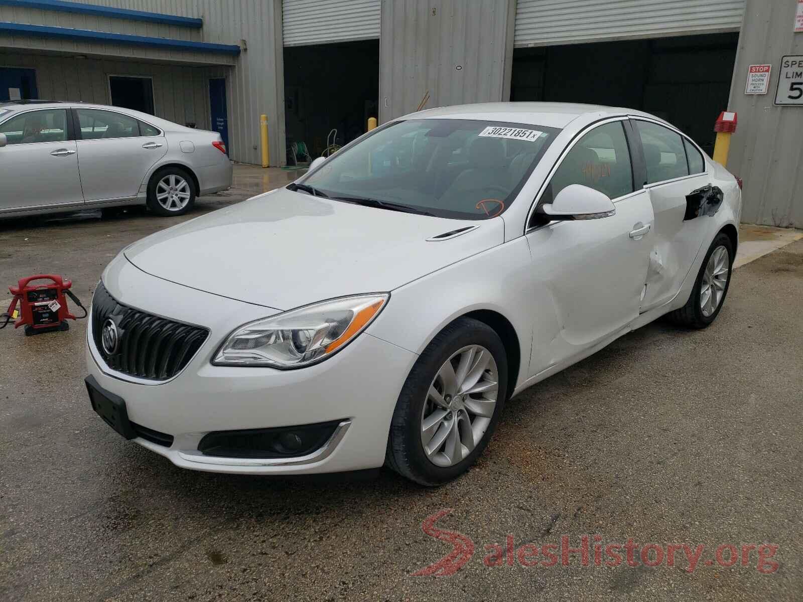 1HGCR2F19HA109627 2016 BUICK REGAL