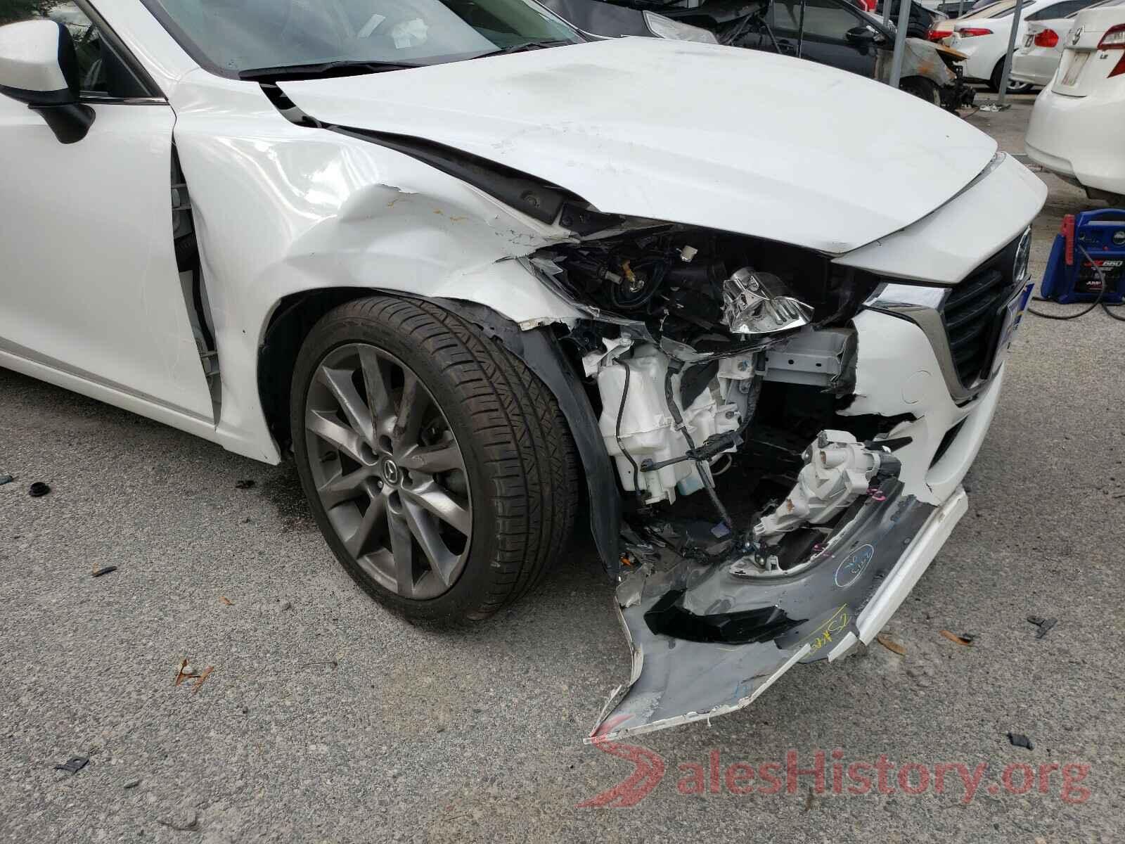 3MZBN1V37JM202770 2018 MAZDA 3