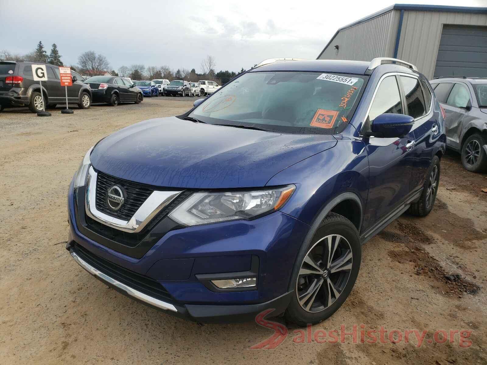 JF2GTHNC3M8246816 2018 NISSAN ROGUE