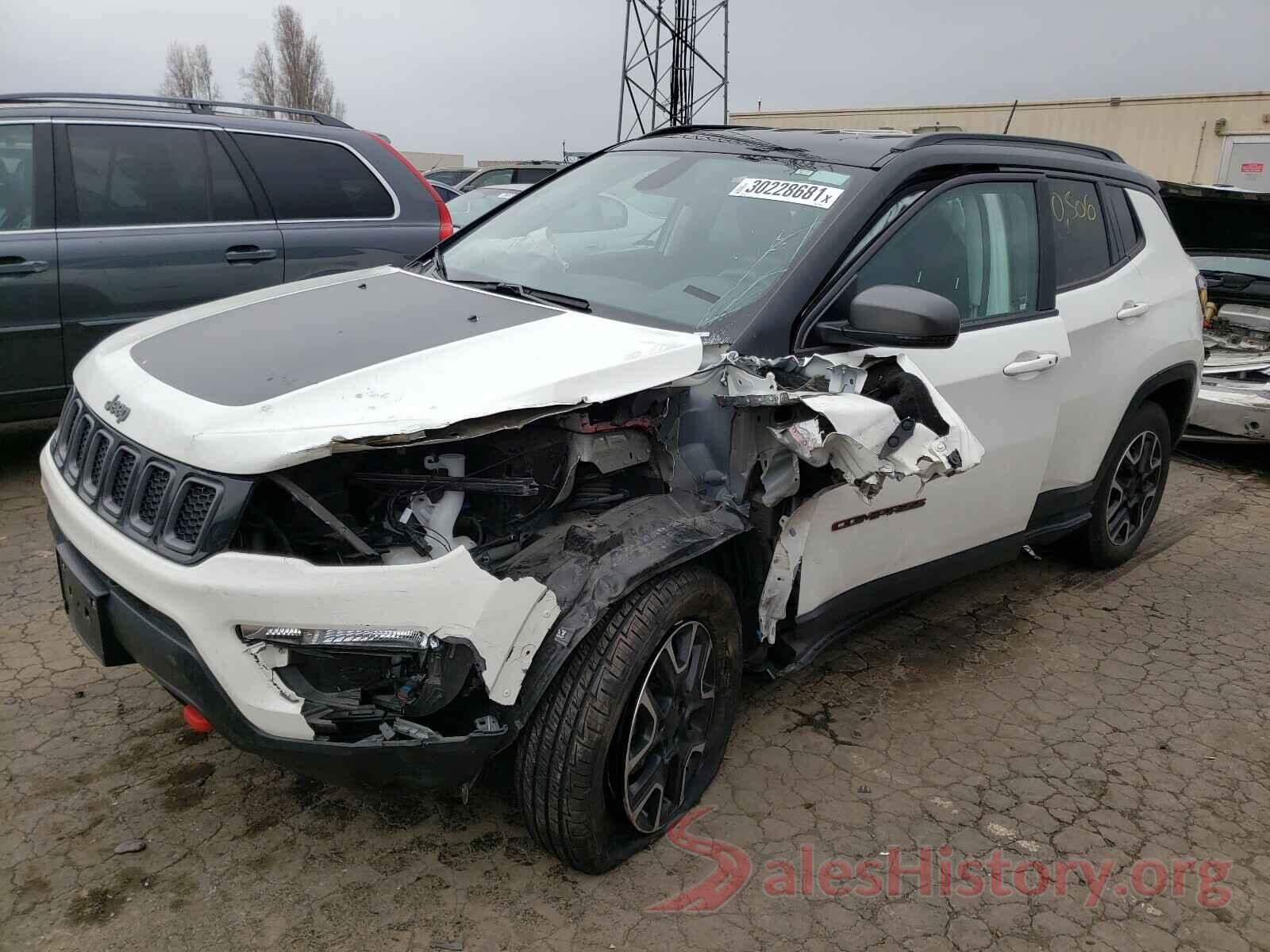 3C4NJDDB3KT780328 2019 JEEP COMPASS