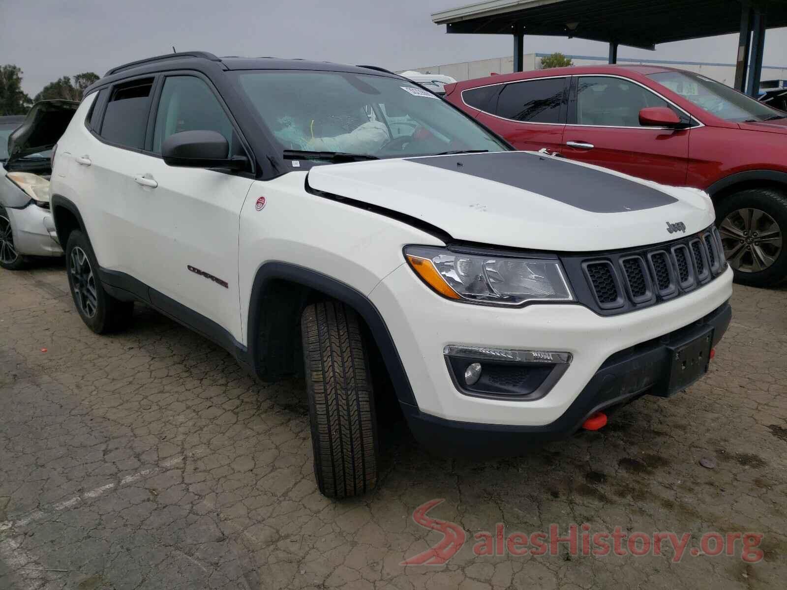 3C4NJDDB3KT780328 2019 JEEP COMPASS