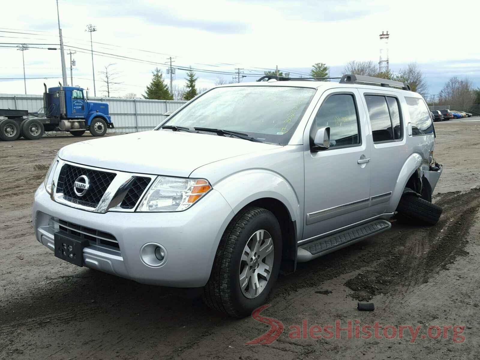 2T3RFREV4JW806824 2011 NISSAN PATHFINDER