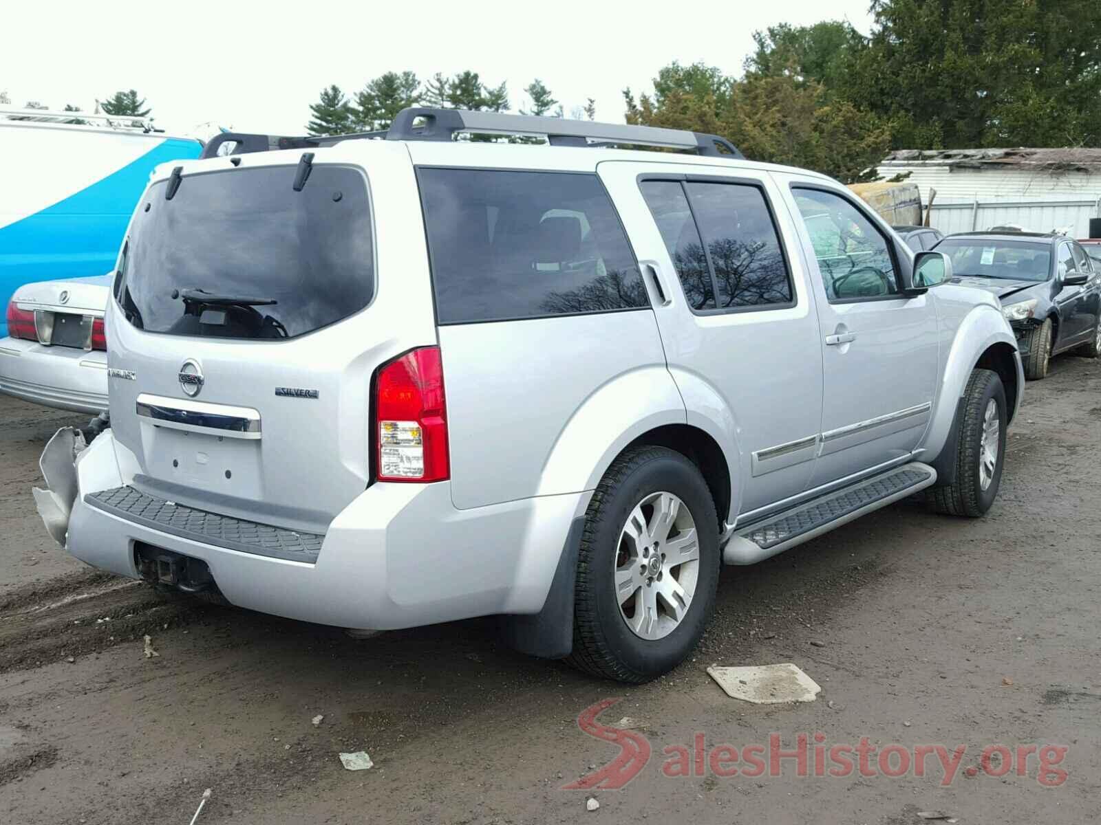 2T3RFREV4JW806824 2011 NISSAN PATHFINDER