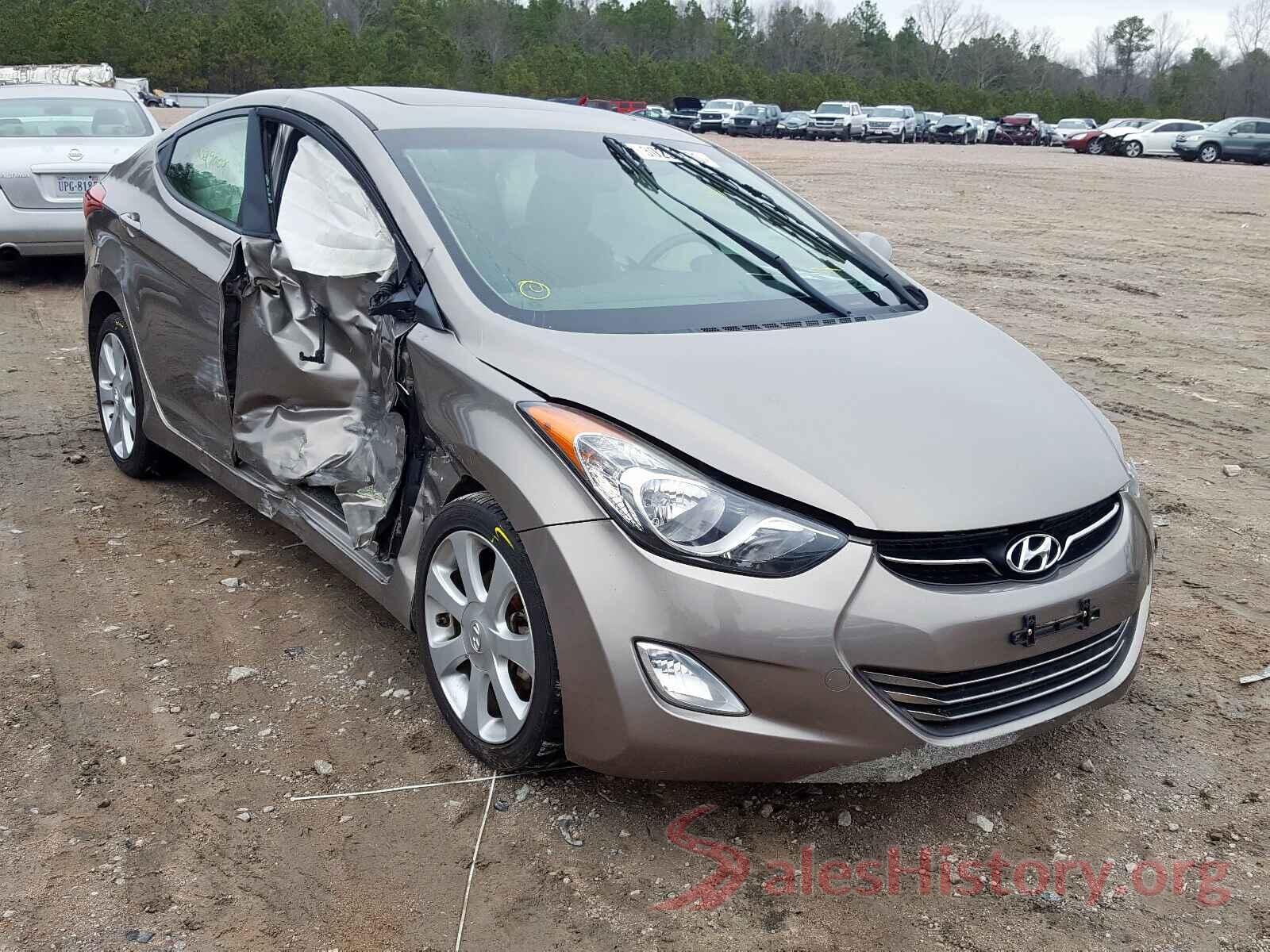 5N1DR2MM1HC632642 2013 HYUNDAI ELANTRA