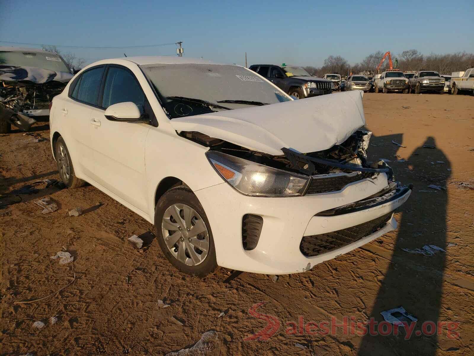 3KPA24AB2KE164611 2019 KIA RIO