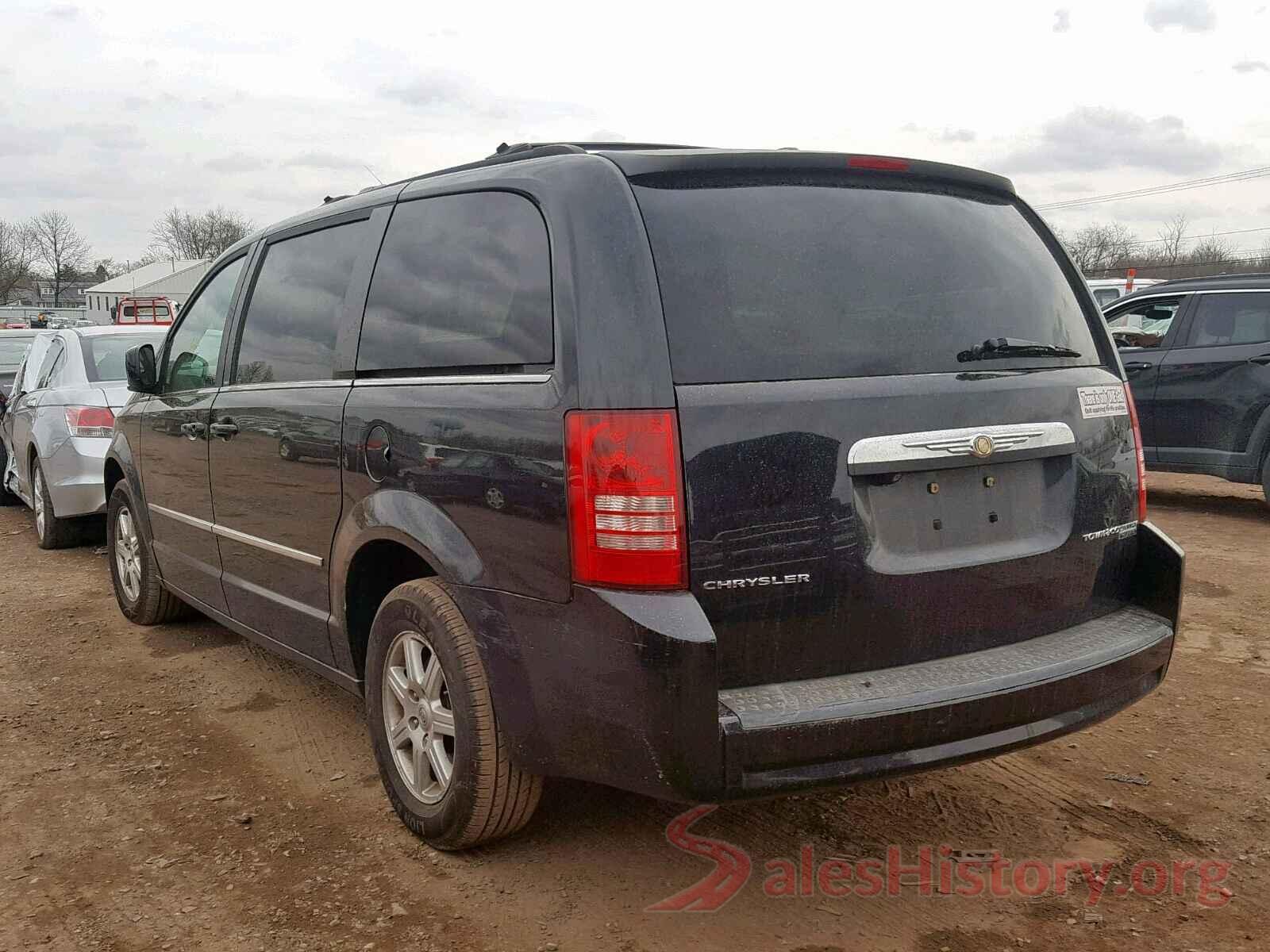 2T3BFREV4JW765452 2010 CHRYSLER TOWN & COU