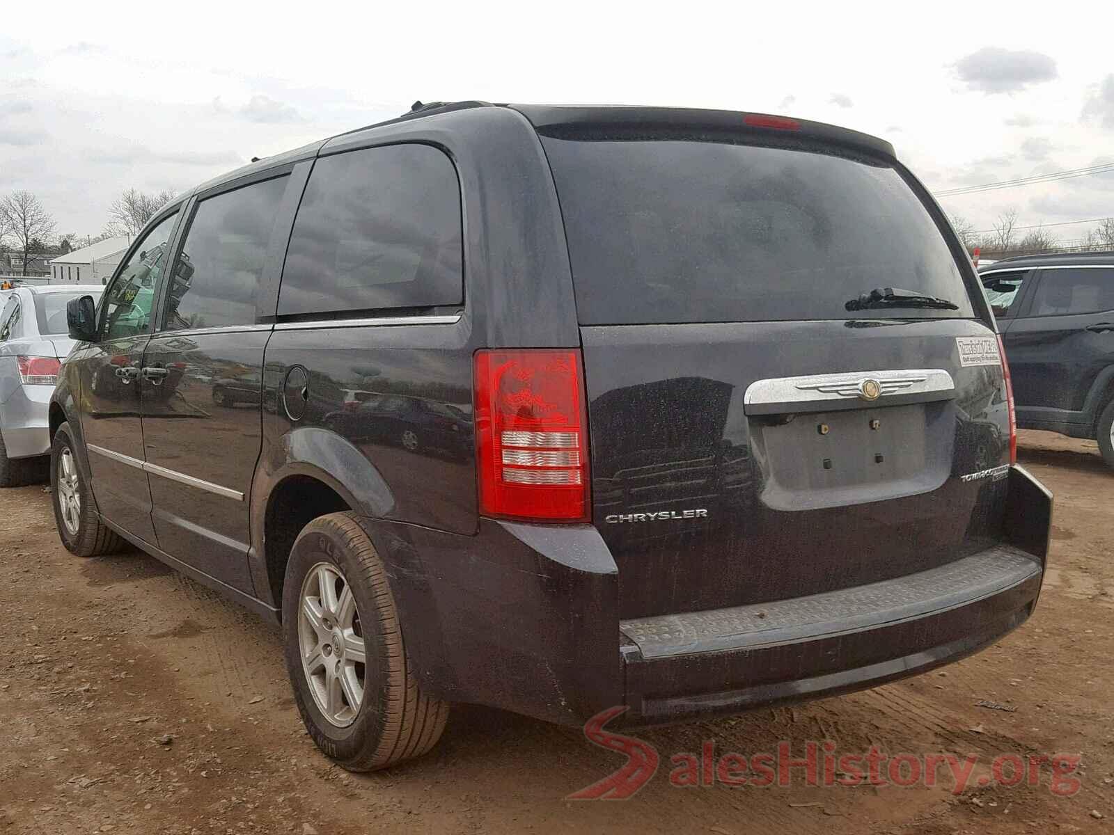 2T3BFREV4JW765452 2010 CHRYSLER TOWN & COU