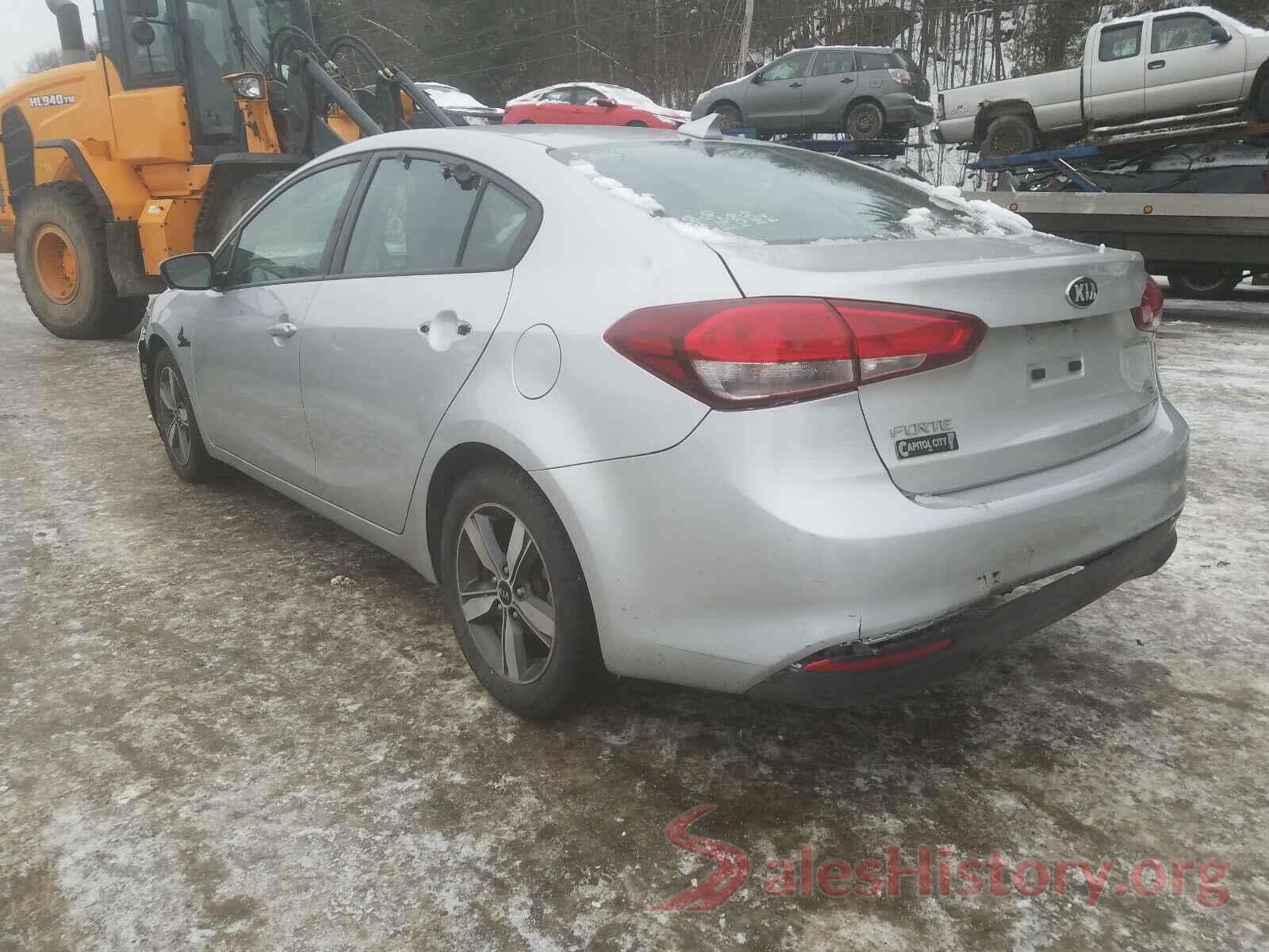 3KPFL4A72JE245458 2018 KIA FORTE