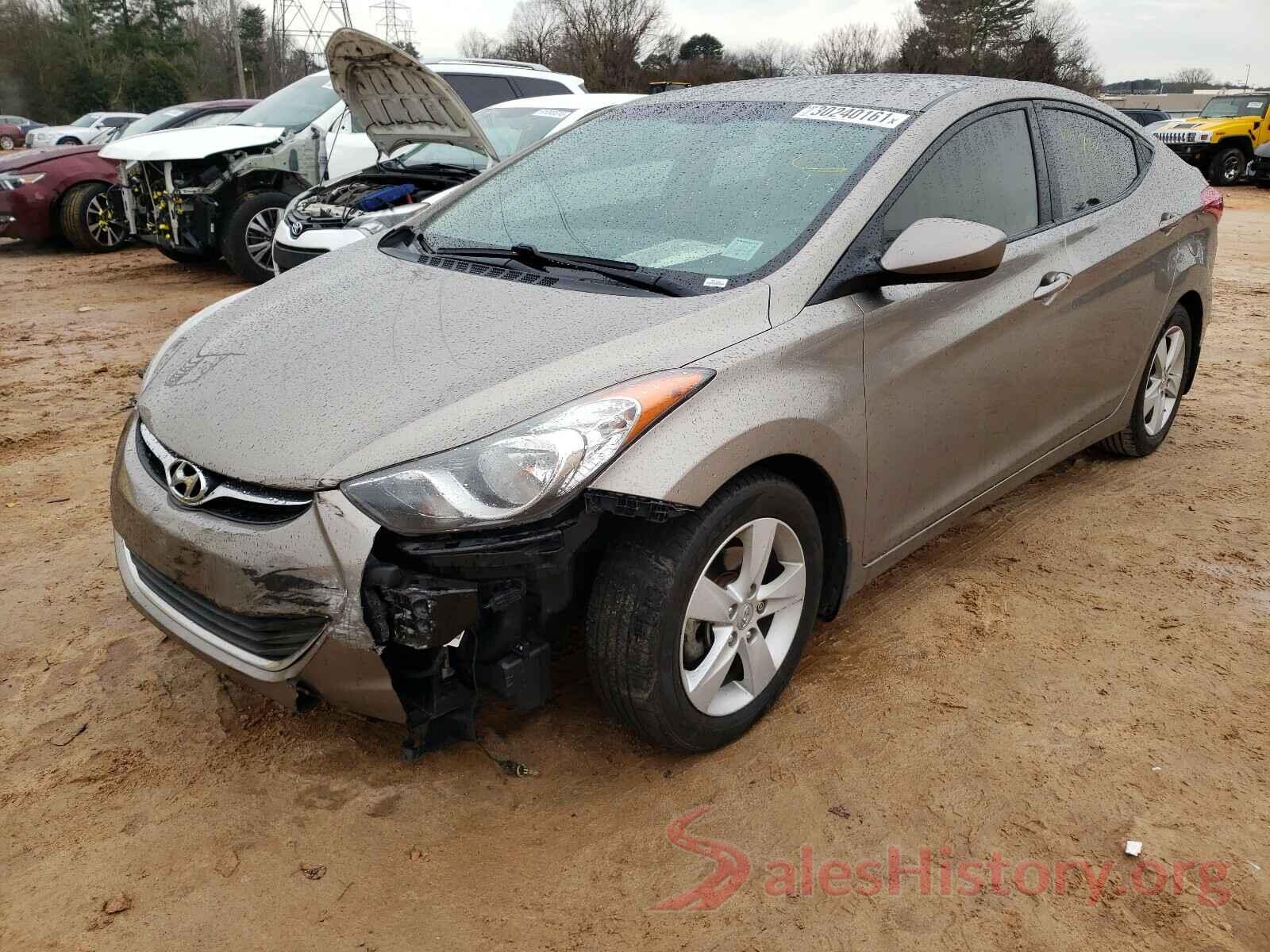 3N1AB8CV2LY209807 2013 HYUNDAI ELANTRA