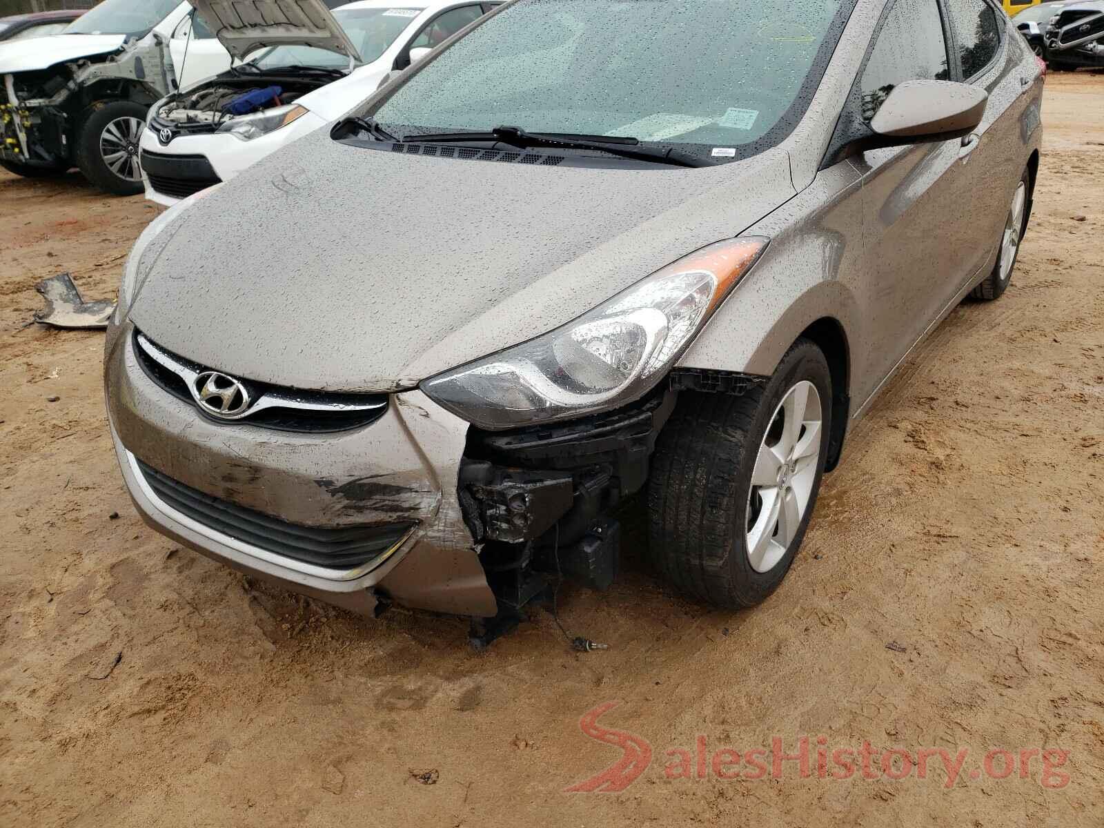 3N1AB8CV2LY209807 2013 HYUNDAI ELANTRA