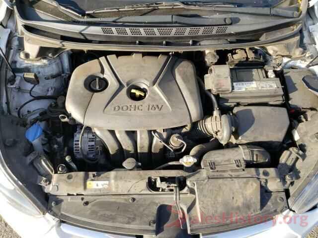 5NPDH4AE9GH698598 2016 HYUNDAI ELANTRA