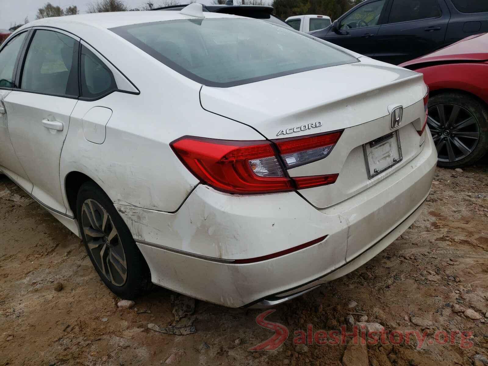 1HGCV3F40JA002046 2018 HONDA ACCORD